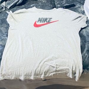 Mens Nike shirt